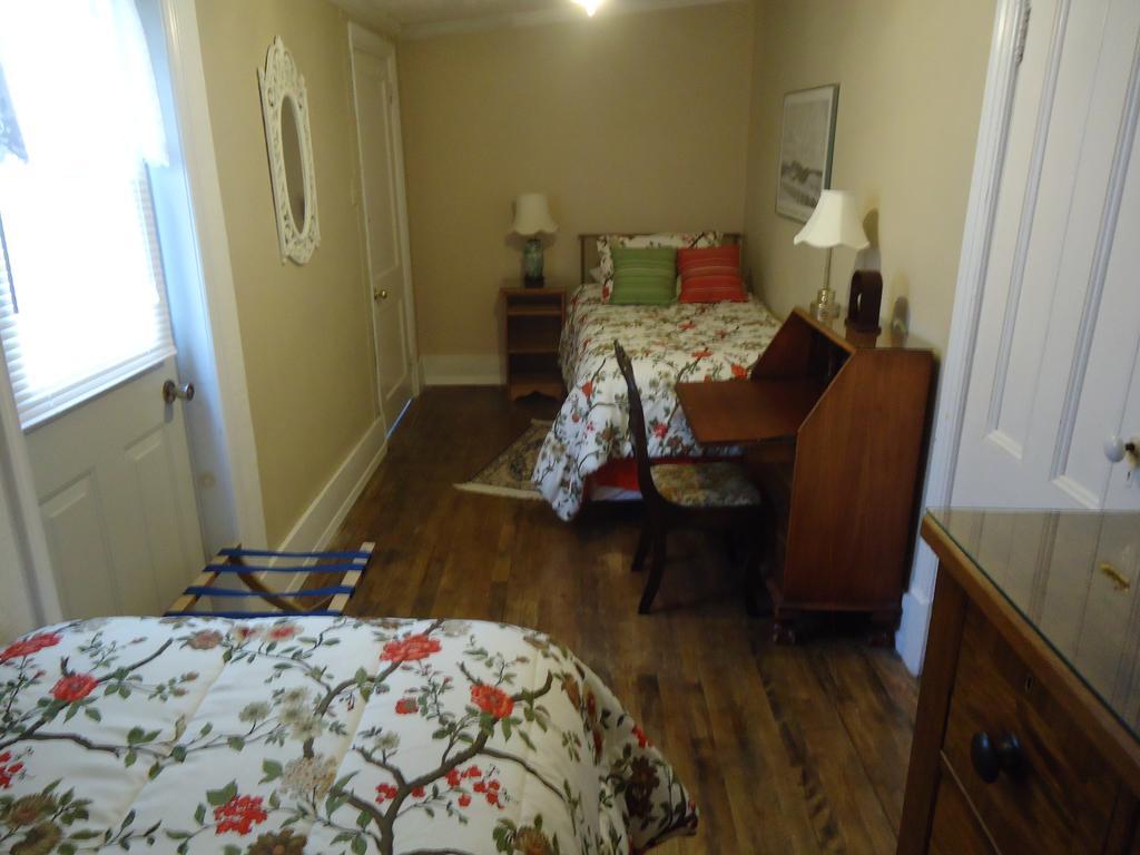 Governor'S Mansion Inn Miramichi Rum bild