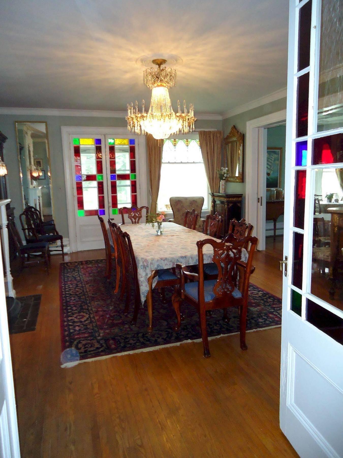 Governor'S Mansion Inn Miramichi Exteriör bild